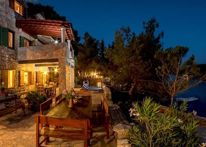 Villa Hidden Heaven Private - Heated Pool