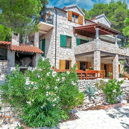 Villa Hidden Heaven Private - Heated Pool *