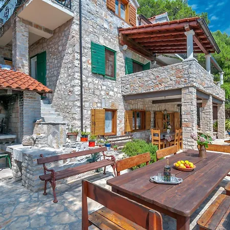 Hidden Heaven Private - Heated Pool Milna (Brac)