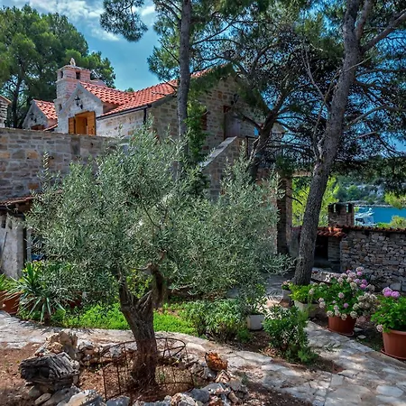 Hidden Heaven Private - Heated Pool Villa Milna (Brac)