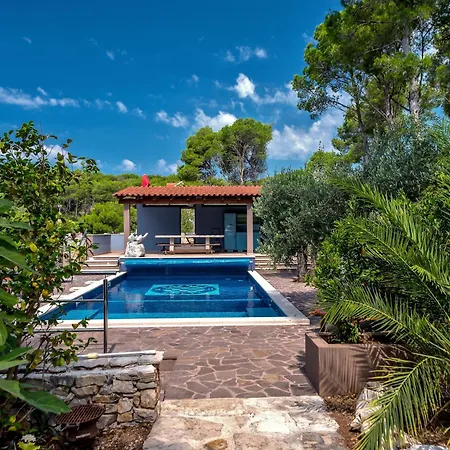 Hidden Heaven Private - Heated Pool