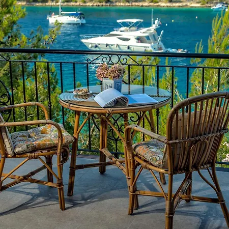 Villa Hidden Heaven Private - Heated Pool *