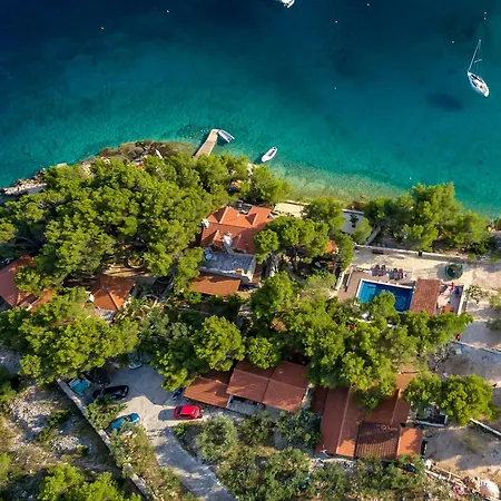 Villa Hidden Heaven Private - Heated Pool