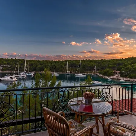 Hidden Heaven Private - Heated Pool Villa *