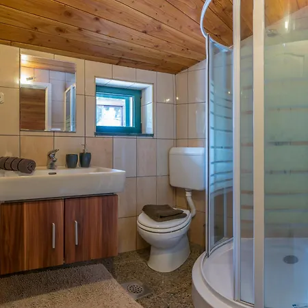 Villa Hidden Heaven Private - Heated Pool