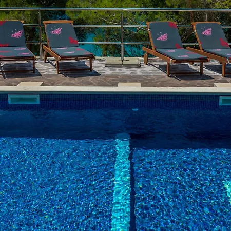 Hidden Heaven Private - Heated Pool Villa Milna (Brac)