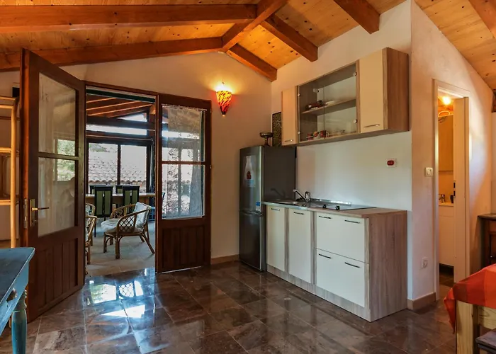 Villa Hidden Heaven Private - Heated Pool