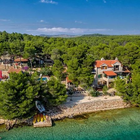 Hidden Heaven Private - Heated Pool 米欧纳