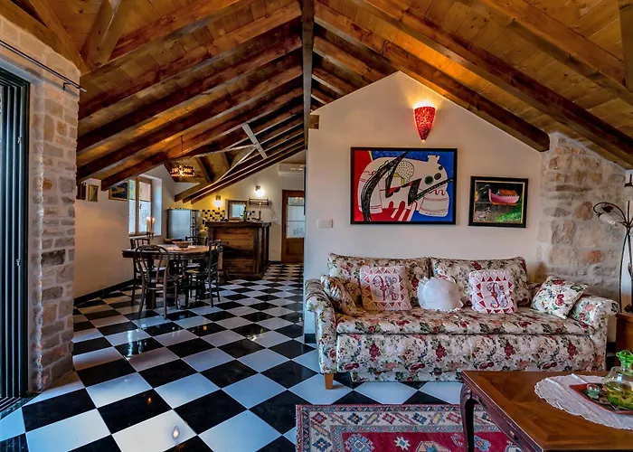 Hidden Heaven Private - Heated Pool Milna (Brac)