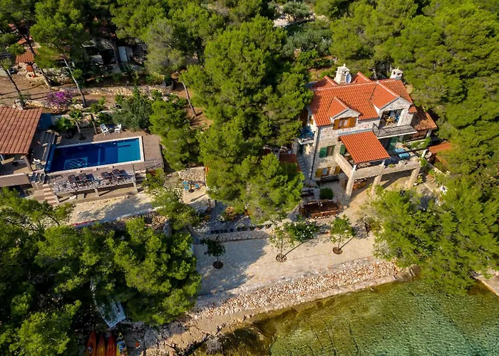 Hidden Heaven Private - Heated Pool Milna (Brac)