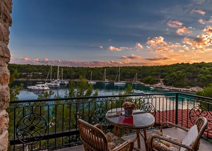 Hidden Heaven Private - Heated Pool Vila *