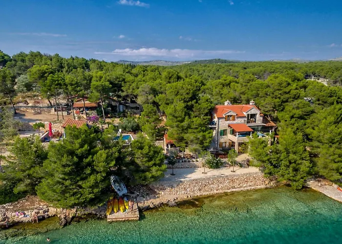 Hidden Heaven Private - Heated Pool Milna (Brac)